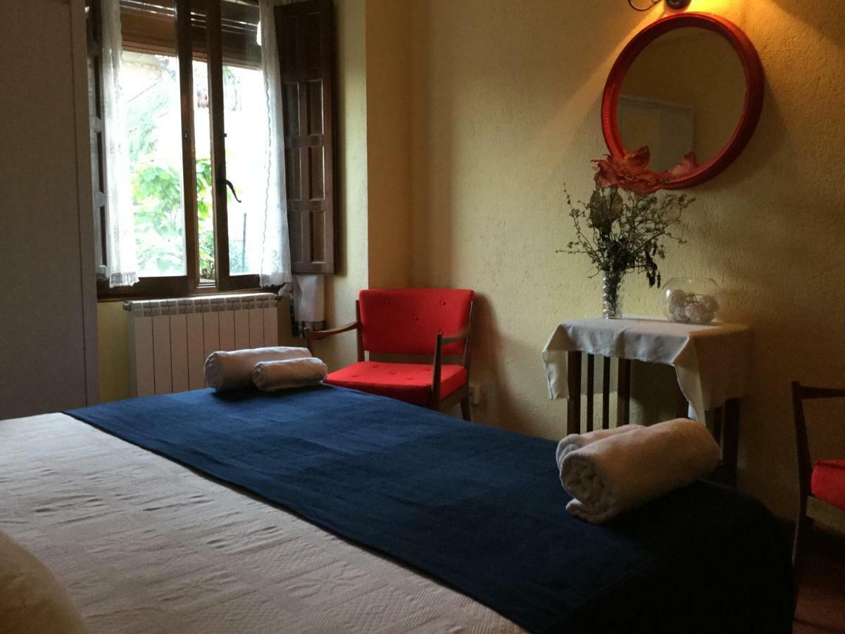 Casa Lola Bed & Breakfast Pelegrina Екстериор снимка