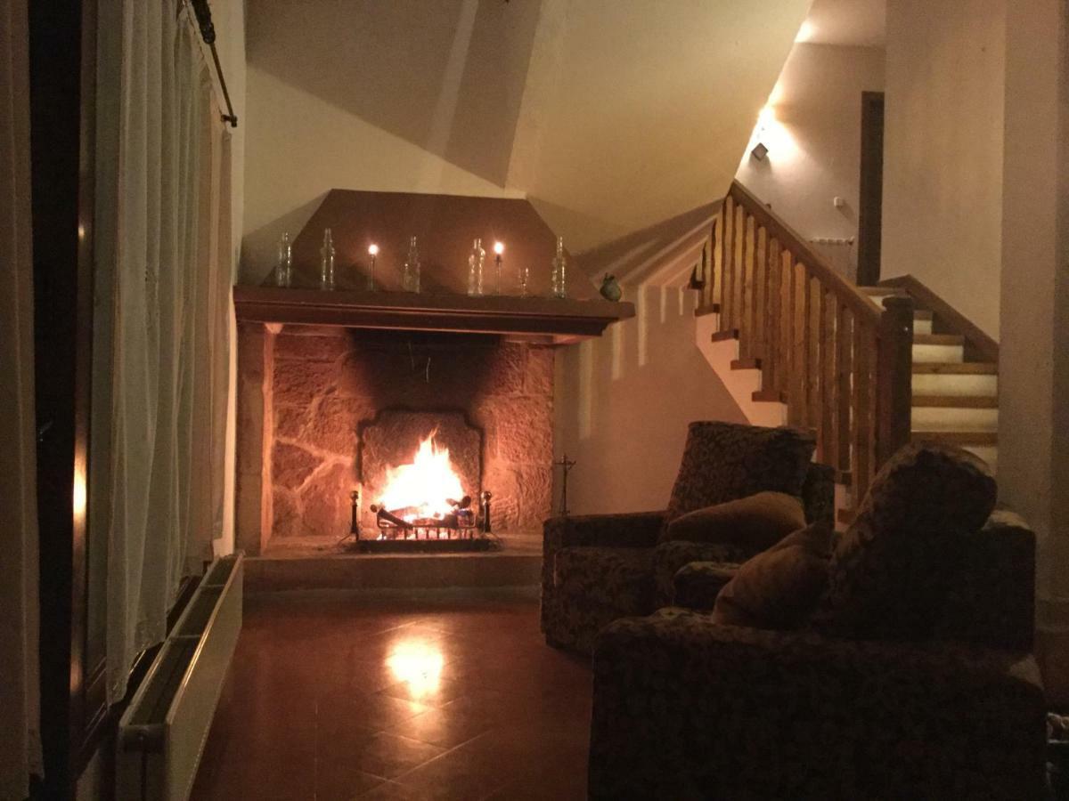 Casa Lola Bed & Breakfast Pelegrina Екстериор снимка