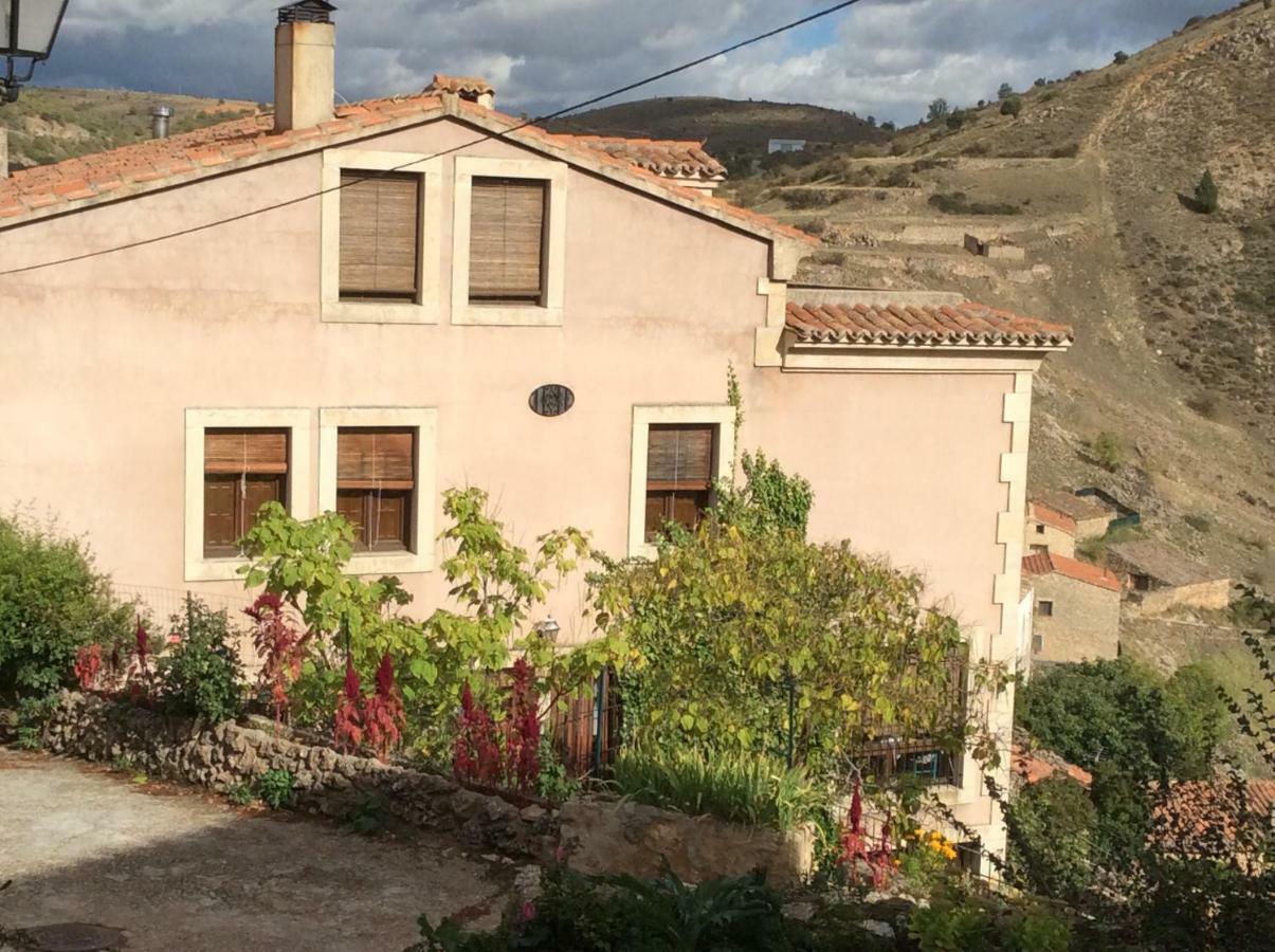 Casa Lola Bed & Breakfast Pelegrina Екстериор снимка